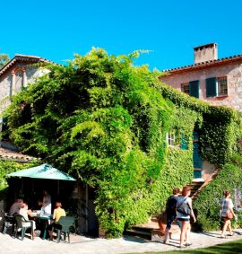 Séjour Linguistique de Français sur la Côte d'Azur avec CIA