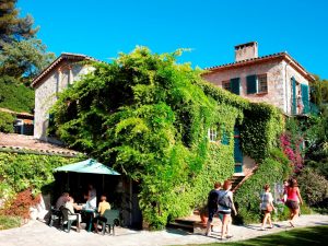 Séjour Linguistique de Français sur la Côte d'Azur avec CIA