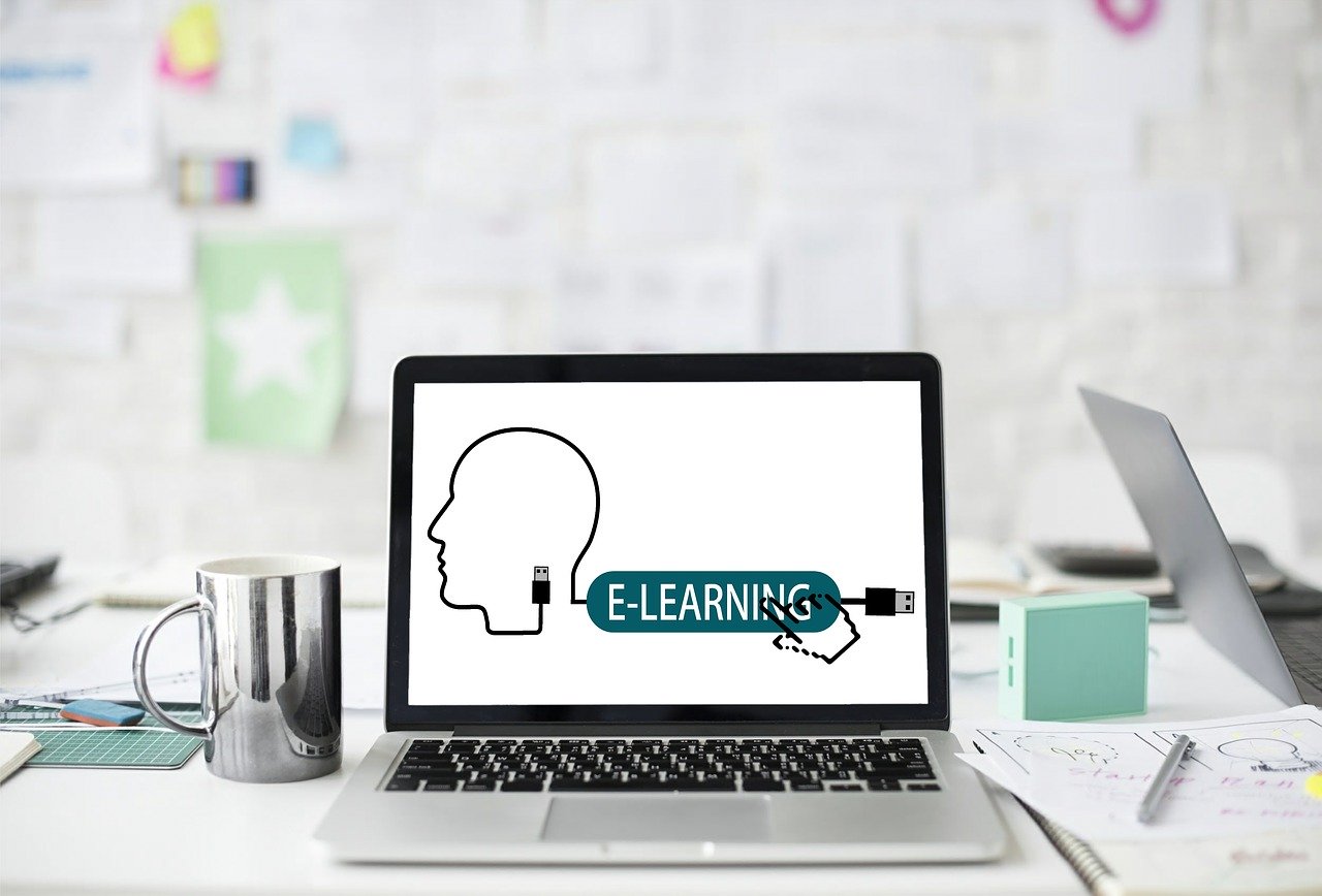 Apprendre une langue avec les plateformes E-Learning